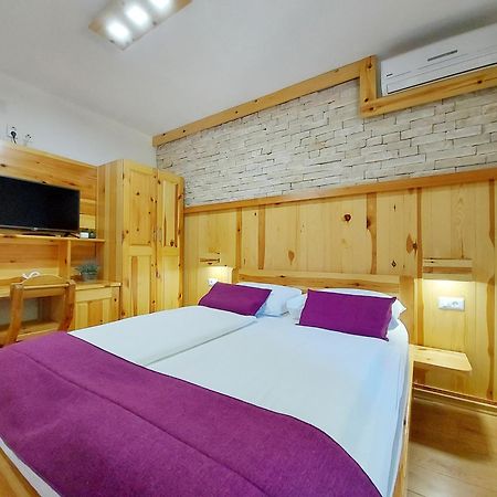 Bed and Breakfast Plitvice Etno House I à Plitvička Jezera Extérieur photo