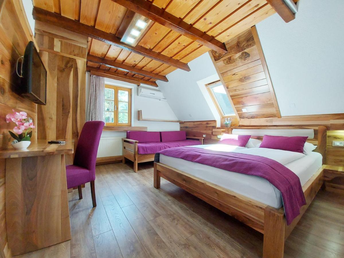 Bed and Breakfast Plitvice Etno House I à Plitvička Jezera Extérieur photo