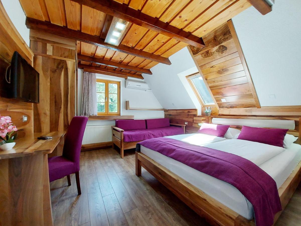 Bed and Breakfast Plitvice Etno House I à Plitvička Jezera Extérieur photo